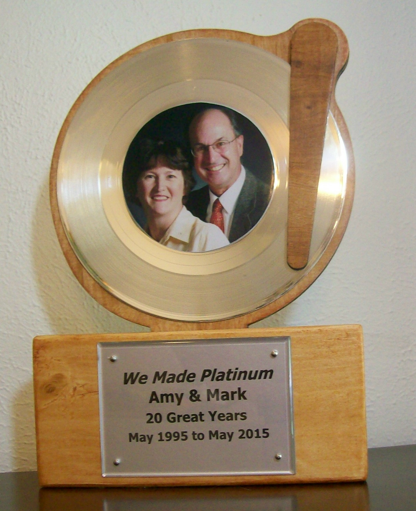 Image for Platinum Mantel/Desktop 45rpm Record Award/Trophy